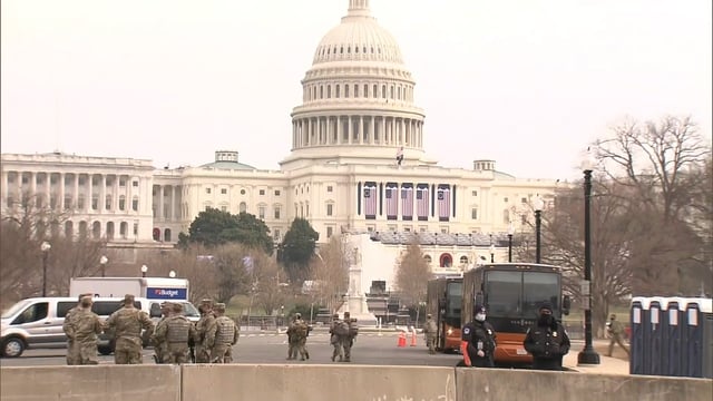 Lực lượng an ninh Mỹ được triển khai dày đặc ở thủ đô nước Mỹ trước lễ nhậm chức của ông Joe Biden. Ảnh: NHK
