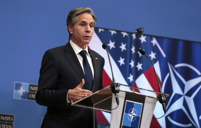 Ngoại trưởng Mỹ Anthony Blinken trả lời câu hỏi của báo giới tại Hội nghị Ngoại trưởng NATO ở Brussel, Bỉ hồi thượng tuần tháng 3/2021. Ảnh: AP