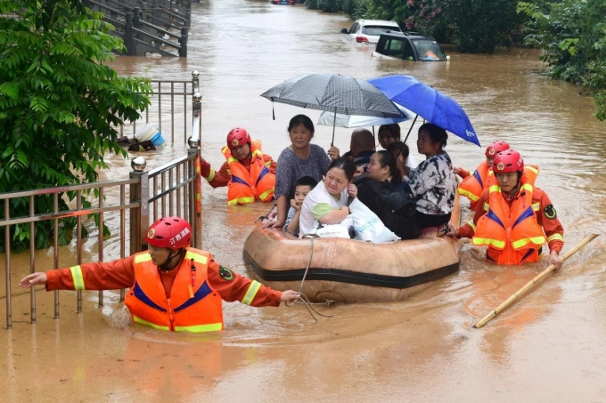 Đượt lũ lụt nghiêm trong xảy ra ở khắp các tỉnh thành Trung Quốc năm ngoái gây thiệt hại nhiều tỷ USD. Ảnh: SCMP