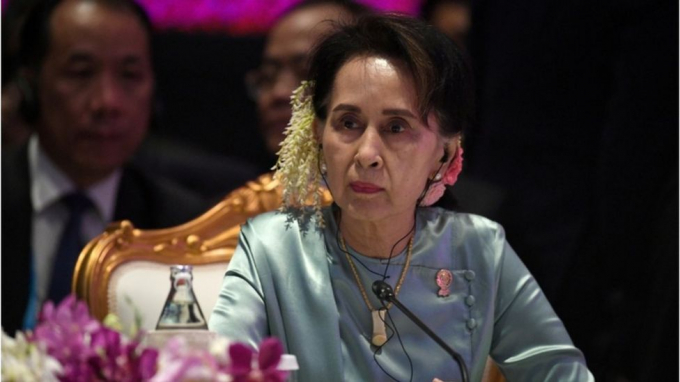 Bà Suu Kyi đối mặt với cáo buộc nghiêm trọng nhất. Ảnh: Reuters