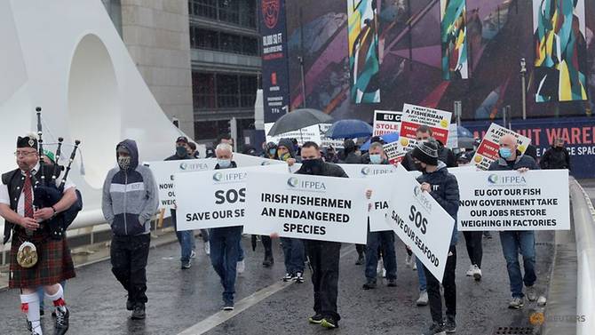 People participate in a Brexit protest to increase the share of fishing quotas in Irish waters, in Dublin, Ireland, Jun 23, 2021. (Photo: REUTERS/Clodagh Kilcoyne)