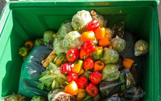 Supermarkets throw out massive amounts of ‘waste’ food every year. Photo: Shutterstock