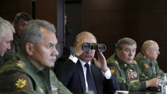 Tổng thống Nga Vladimir Putin tại cuộc tập trận Zapad-2017. Ảnh: News.sky