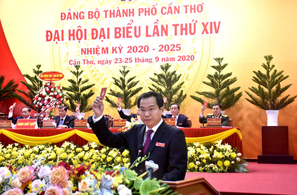 Tân Bí thư Thành ủy TP Cần Thơ Lê Quang Mạnh. Ảnh: Báo Cần Thơ.