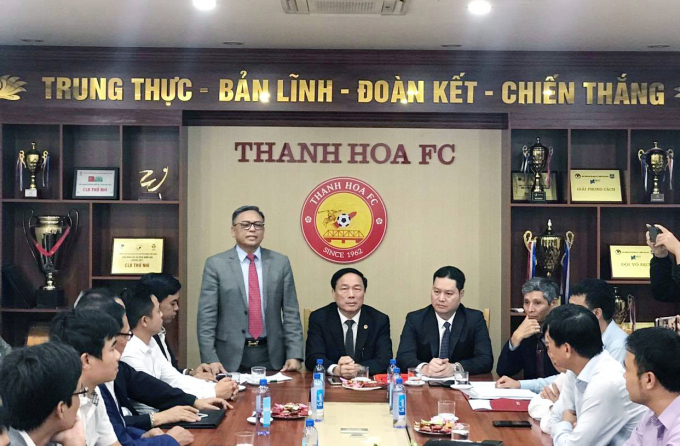 Ông Cao Tiến Đoan, tân Chủ tịch CLB bóng đá Thanh Hóa phát biểu. Ảnh: QD.