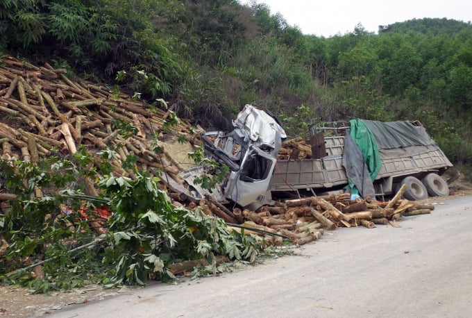 Vụ tai nạn đặc biệt nghiêm trọng cướp đi sinh mạng của 7 người, trong đó có 5 công dân xã vùng cao Trí Nang. Ảnh: DT.