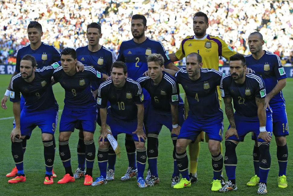 Đội hình ra  sân trong trận chung kết của tuyển Argentina.