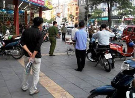 Hiện trường vụ giết người tại đường Trần Duy Hưng.