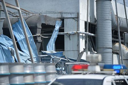 Một khu vực nhà xưởng bên trong công ty Kunshan Zhongrong đã bị thiệt hại nặng nề.