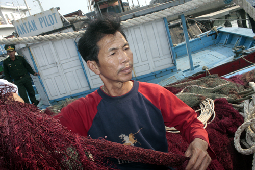 nghiep-doan-nghe-ca-trung-quoc-dang-de-doa-tinh-mang-cua-ngu-dan