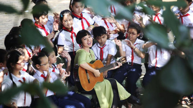 Ca sĩ Mai Khôi tự ứng cử đại biểu Quốc hội khóa 14 