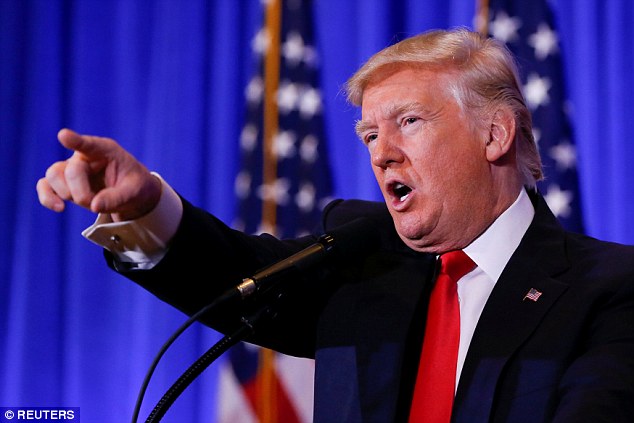   Tổng thống đắc cử Mỹ Donald Trump bị cáo buộc dàn xếp thông tin với Nga. (Ảnh: Reuters)  
