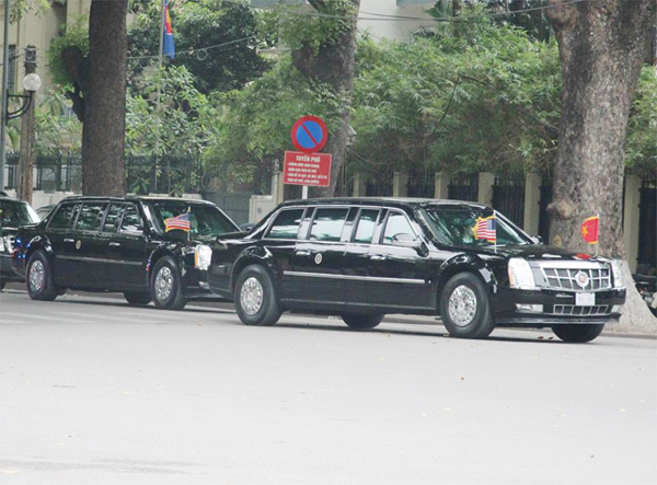   Chiếc Cadillac One từng lăn bánh tại Việt Nam trong chuyến công du của ông Obama năm 2016 (Ảnh: An Bình)  