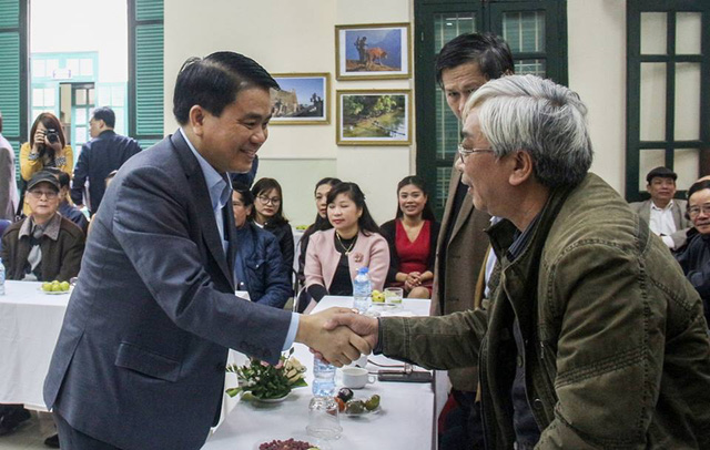   Chủ tịch UBND TP Hà Nội Nguyễn Đức Chung gặp gỡ các văn nghệ sỹ  
