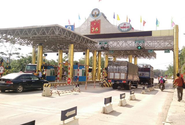 Trạm thu phí BOT QL6 - Hòa Bình, nơi lực lượng cảnh sát vây bắt 2 vụ buôn bán ma túy số lượng lớn (ảnh: Thái Bá)
