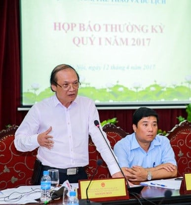 Ông Đào Đăng Hoàn - Cục phó Cục NTBD trả lời những thắc mắc của báo chí trong cuộc họp báo thường kỳ Quý I năm 2017 diễn ra chiều 12/4 tại Hà Nội. Ảnh: Lao động.