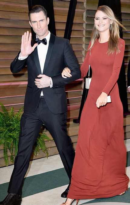 Adam Levine và vợ tương lai - người mẫu Behati Prinsloo