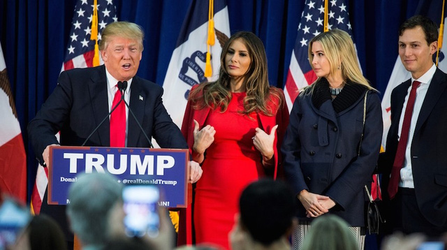 Từ trái qua phải: Tổng thống đắc cử Donald Trump, phu nhân Melania Trump, con gái Ivanka Trump và con rể Jared Kushner (Ảnh: Getty)