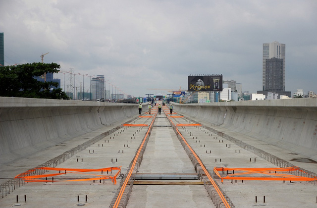 TPHCM hợp long thành công cầu vượt sông Sài Gòn của tuyến metro Bến Thành - Suối Tiên
