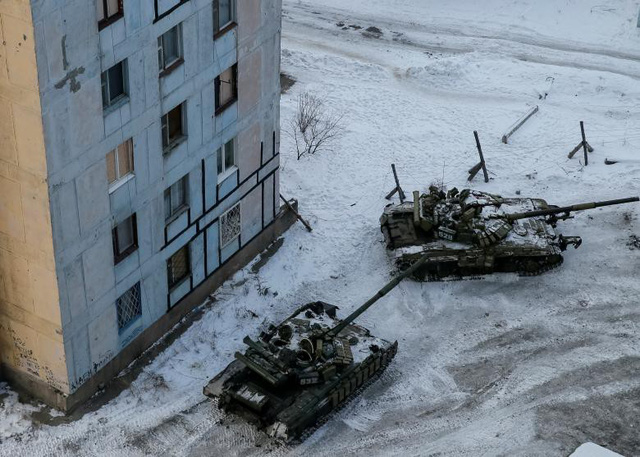 Xe tăng xuất hiện ở khu vực do chính phủ kiểm soát tại Avdiyivka, Ukraine hồi tháng 2.