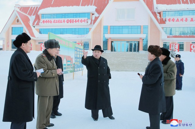 Nhà lãnh đạo Triều Tiên chỉ đạo người dân “thực hiện đầy đủ sứ mệnh và nghĩa vụ cao cả” để biến Paektu trở thành thành phố miền núi đẹp nhất trên thế giới. (Ảnh: Reuters)