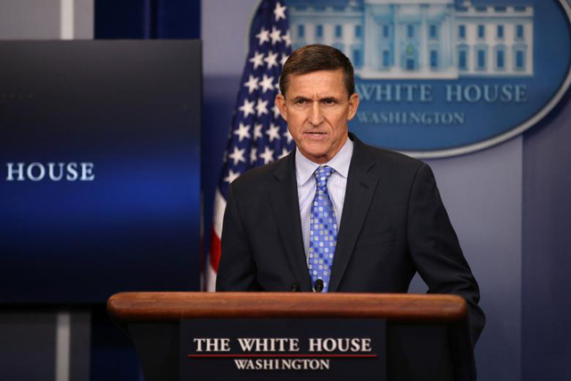 Ông Michael Flynn ngày 13/2 đã từ chức Cố vấn an ninh quốc gia Mỹ do bị cáo buộc bí mật thảo luận với quan chức Nga về các lệnh trừng phạt. (Ảnh: Reuters)