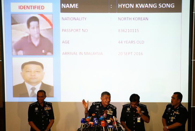 Cảnh sát Malaysia hiển thị hình ảnh ông Hyon Kwang Song, quan chức đại sứ quán Triều Tiên tại Malaysia bị nghi có liên quan đến cái chết của ông Kim Jong-nam. (Ảnh: Reuters)