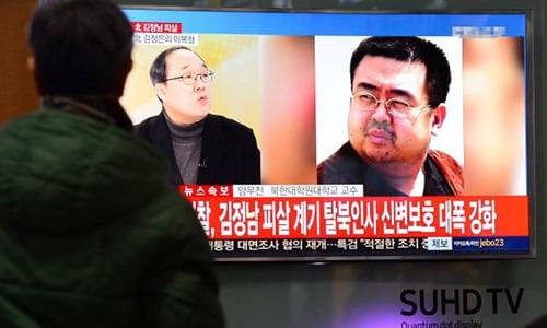 Tin về Kim Jong-nam trên truyền hình Hàn Quốc. Ảnh: Reuters