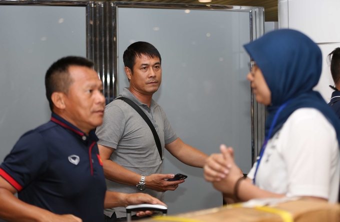U22 Việt Nam đổ bộ xuống Kuala Lumpur, bắt đầu chiến dịch SEA Games 29