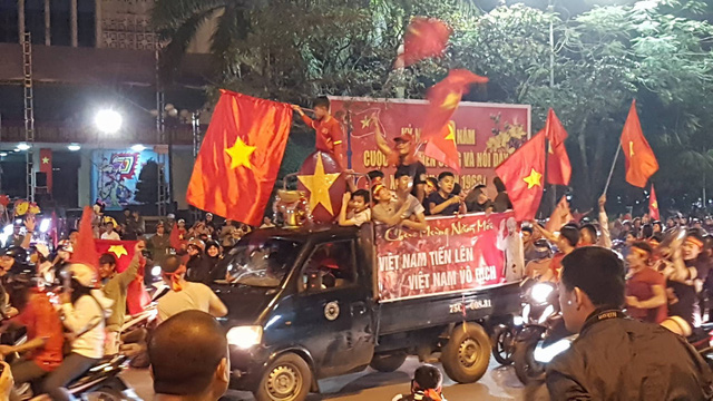   U23 Việt Nam vẫn là nhà vô địch trong trái tim người hâm mộ Việt Nam.  