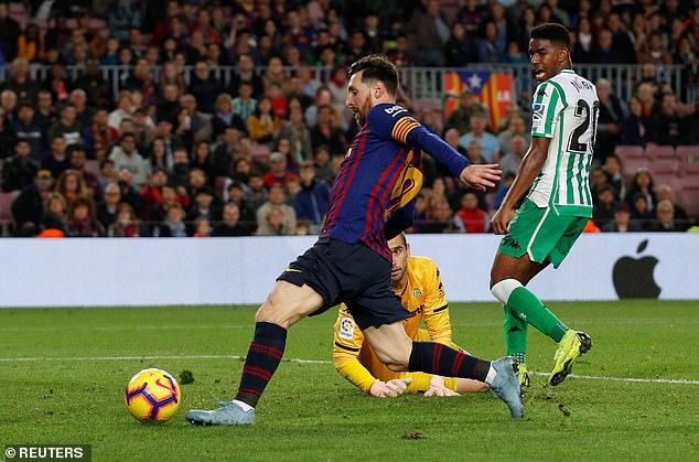   Messi lập cú đúp ở hiệp 2 nhưng Barca vẫn thất bại  