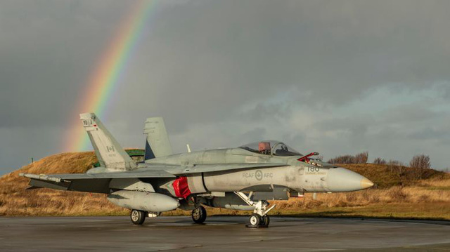 Máy bay CF-188 Hornet của không quân Hoàng gia Canada chuẩn bị diễn tập tại Bodo, Na Uy.