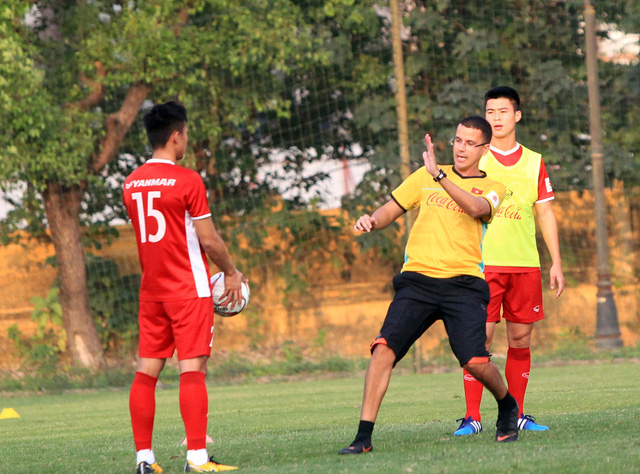 Quang Hải trở lại tập luyện cùng đội tuyển Việt Nam - Ảnh 14.