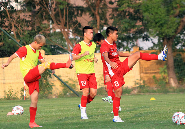 Quang Hải trở lại tập luyện cùng đội tuyển Việt Nam - Ảnh 7.