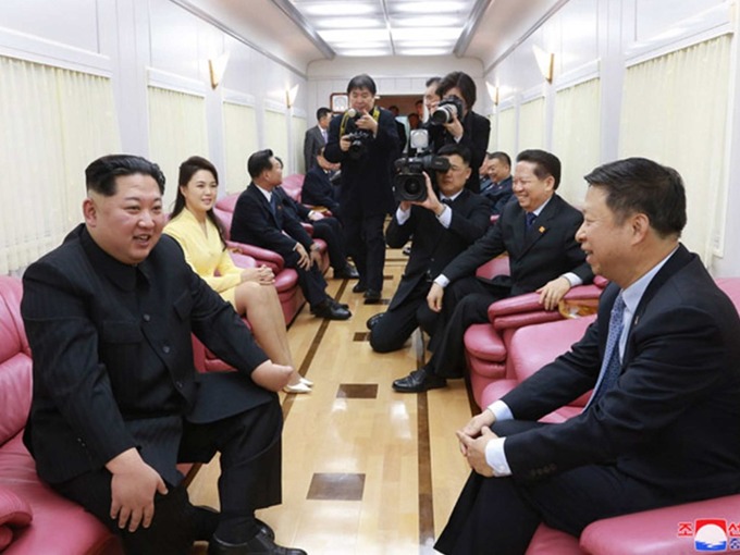 Bên trong tàu chở Kim Jong-un tới Bắc Kinh