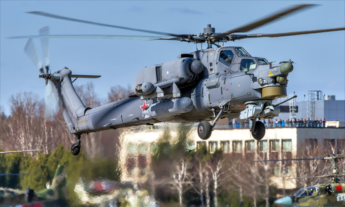 Tiêm kích, trực thăng Nga dàn đội hình luyện tập cho Duyệt binh Chiến thắng