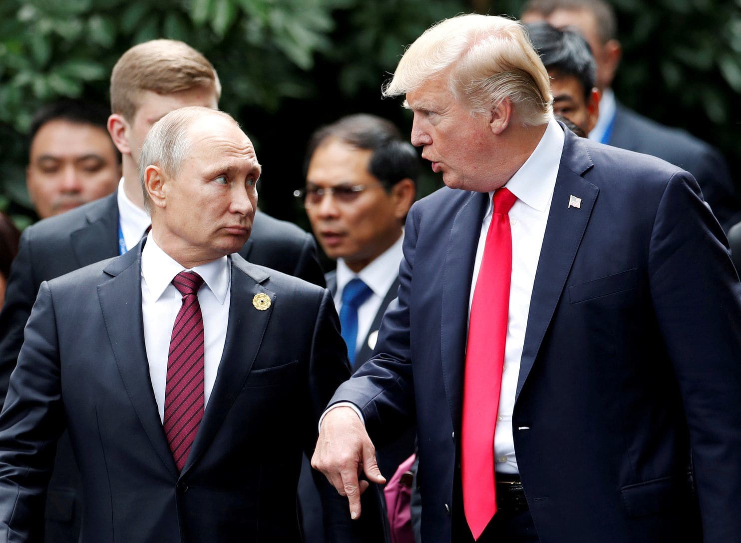 Tổng thống Trump và Tổng thống Putin gặp nhau tại Việt Nam năm 2017 (Ảnh: Reuters)