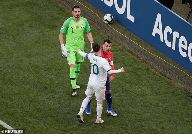 Messi nhận thẻ đỏ, Argentina nhọc nhằn giành hạng ba Copa America - 5