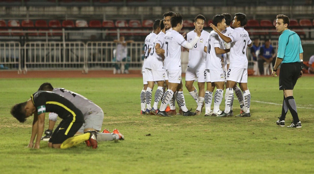 Thái Lan đánh bại Malaysia trên sân nhà