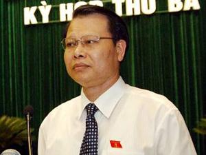 Bộ trưởng Tài chính Vũ Văn Ninh trả lời chất vấn trước Quốc hội