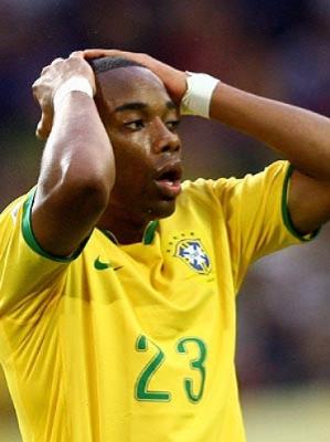 Robinho sẽ không có mặt tại VN