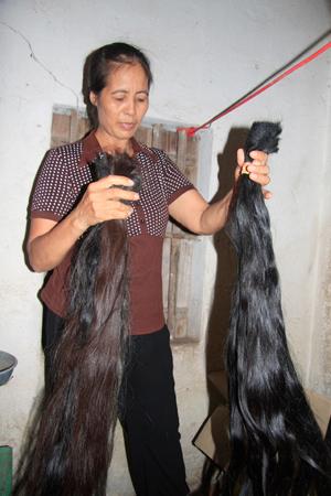 Mua bán tóc dài