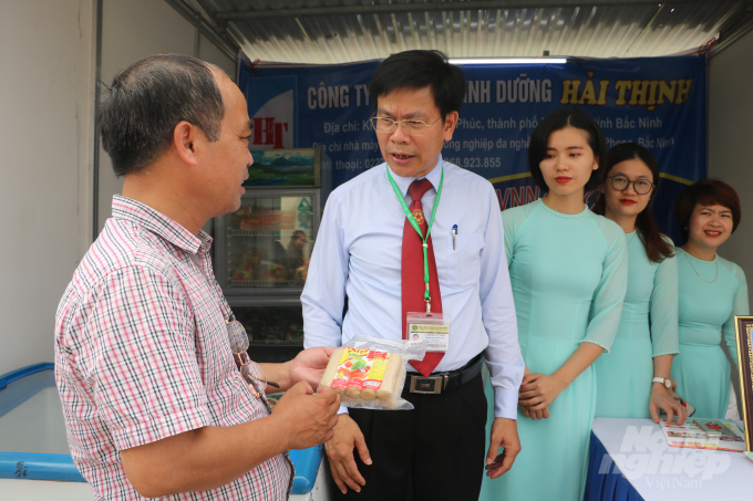 Gian hàng trưng bày sản phẩm của công ty tại chương trình Bệ phóng khởi nghiệp đổi mới sáng tạo 2020 (do Học viện Nông nghiệp Việt Nam tổ chức) được nhiều người tới tham quan, tìm hiểu và mua sắm.