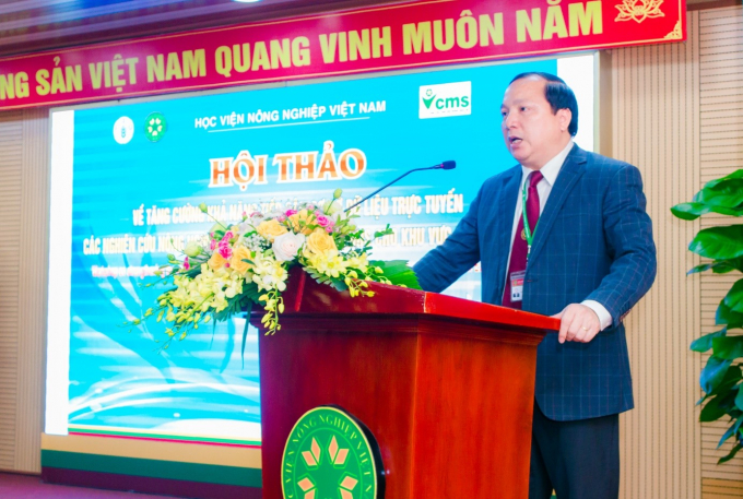 Ông Vũ Ngọc Huyên, Phó Giám đốc Học viện Nông nghiệp Việt Nam phát biểu tại Hội thảo. Ảnh: HVNN