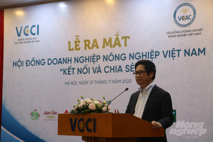 Chủ tịch Phòng Thương mại và Công nghệ Việt Nam (VCCI) Vũ Tiến Lộc phát biểu tại buổi lễ. Ảnh: HG.