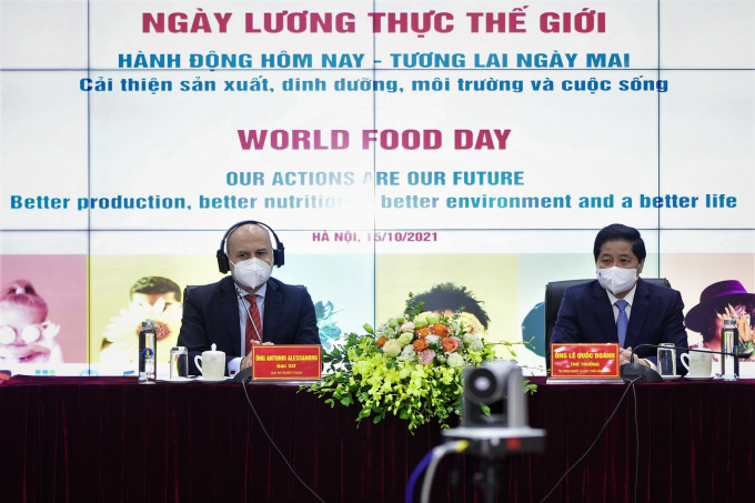 On October 15th, 2021, the Ministry of Agriculture and Rural Development (MARD), the Embassy of Italy in Hanoi and the Food and Agriculture Organization of the United Nations (FAO) in Viet Nam mark the 41st World Food Day and the 76th anniversary of FAO with a joint event. Photo: Tung Dinh.