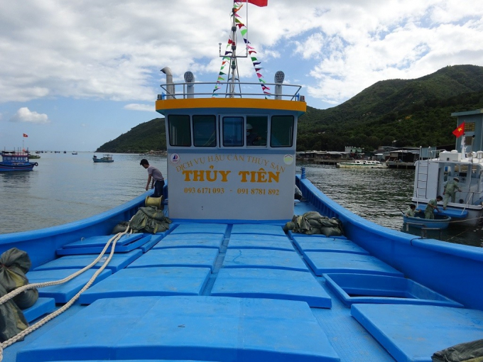 Composite shell fisheries logistics service Thuy Tien ship. Photo: VNC.