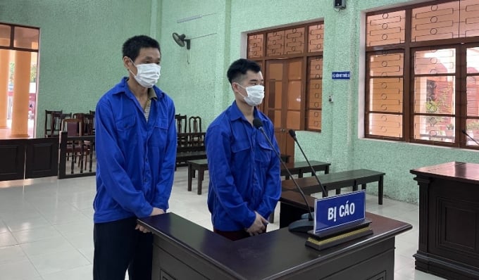 Hai bị cáo Mã Kim Tinh và Triệu Văn Xuyên tại phiên tòa. Ảnh: P.O.