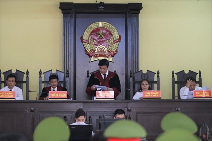 TAND tỉnh Sơn La công bố bản án đối với các bị cáo ngày 29/5. Ảnh: LĐ.