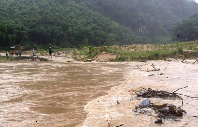 Mực nước tại Yên Bái đạt trên báo động 3, Trung tâm Dự báo khí tượng thủy văn quốc gia cảnh báo lũ trên sông Thao. Ảnh: TTXVN.